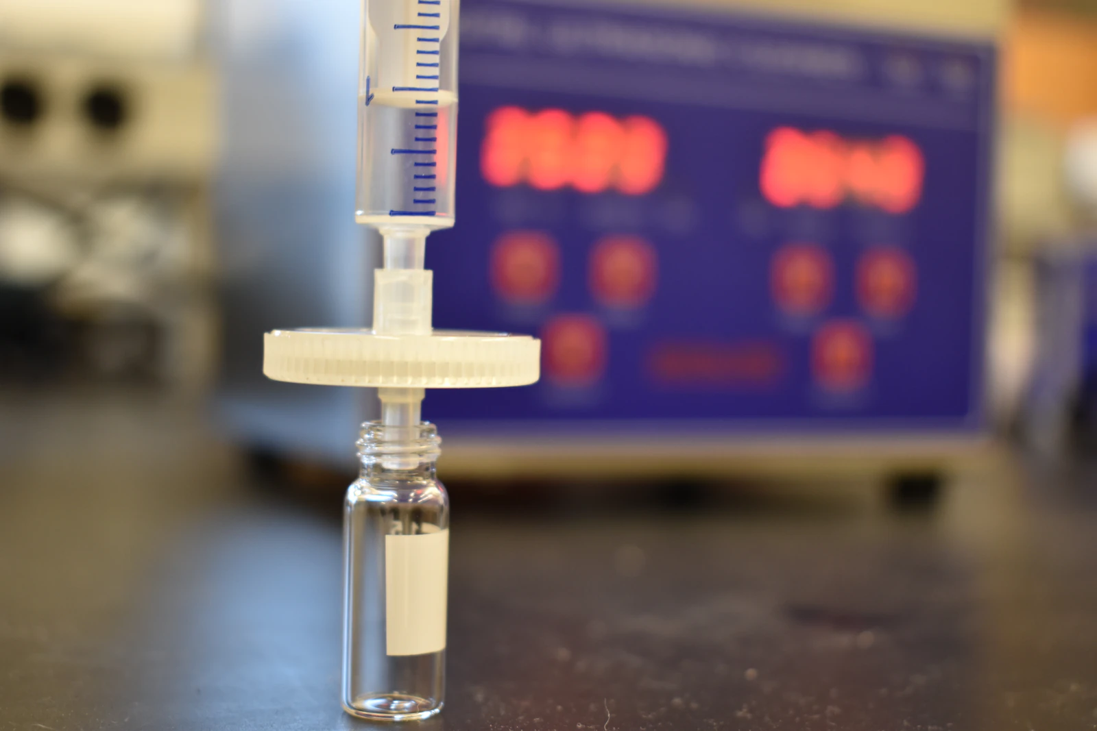 Distinguishing Sample Preparation Errors from HPLC Instrument Problems