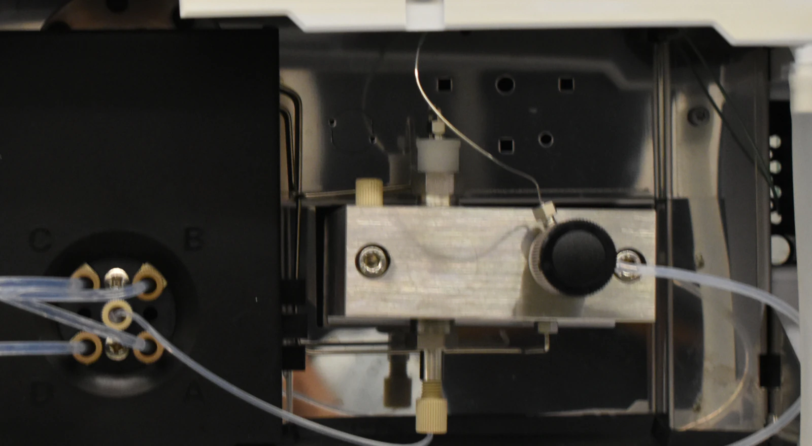 When to Replace HPLC Pump Pistons Versus Seals