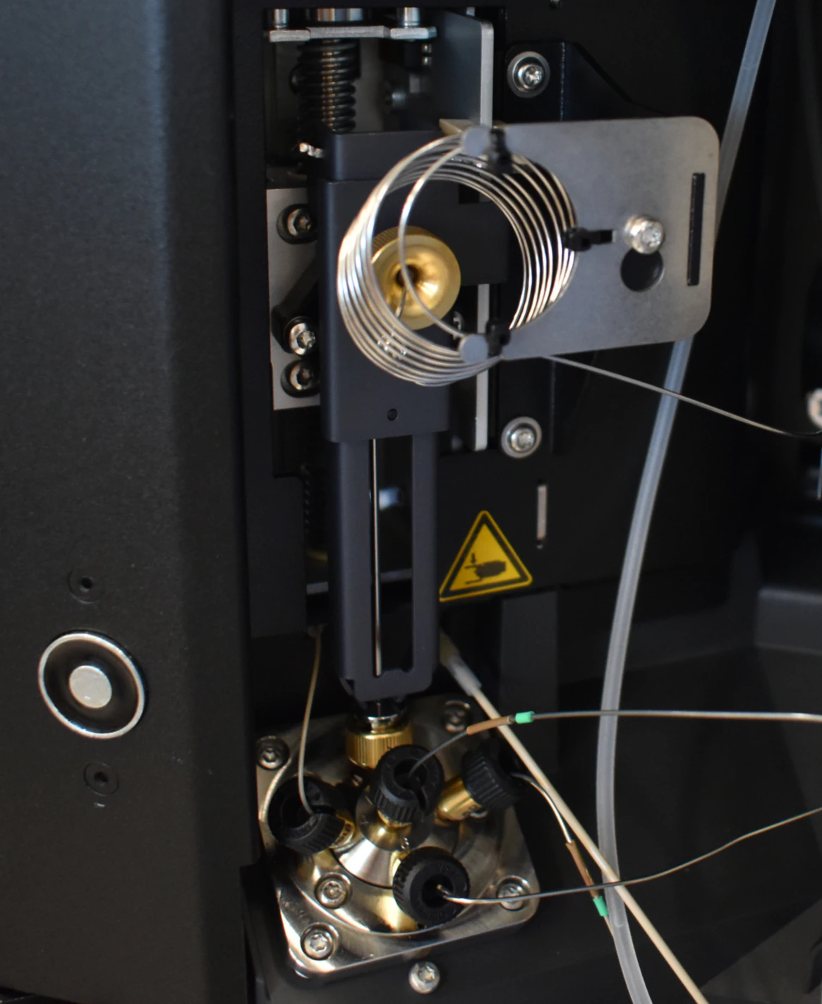 Blocked Autosampler Needles Causing Missing HPLC Peaks