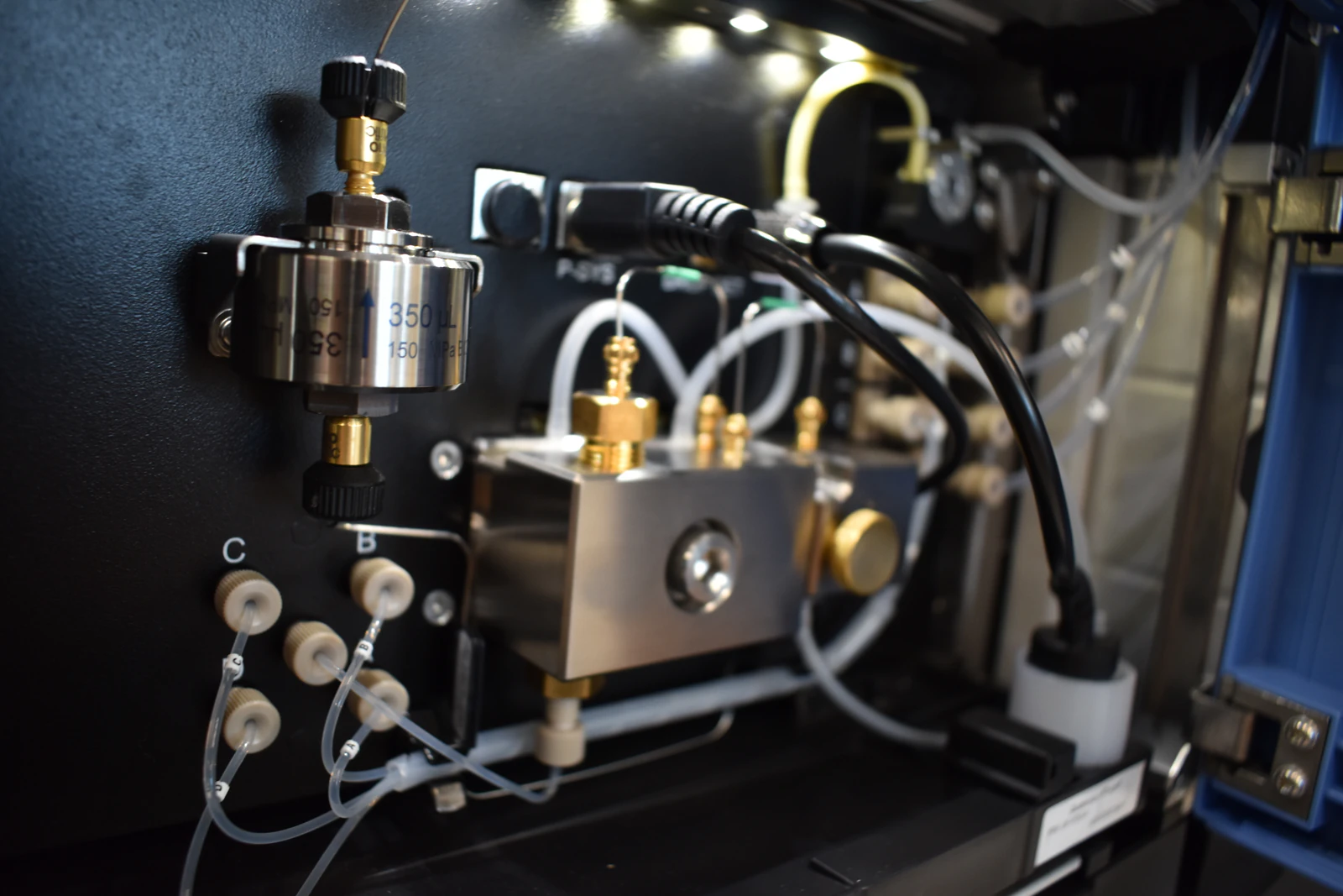 Low or No HPLC Pressure Due to Pump Seal Failure